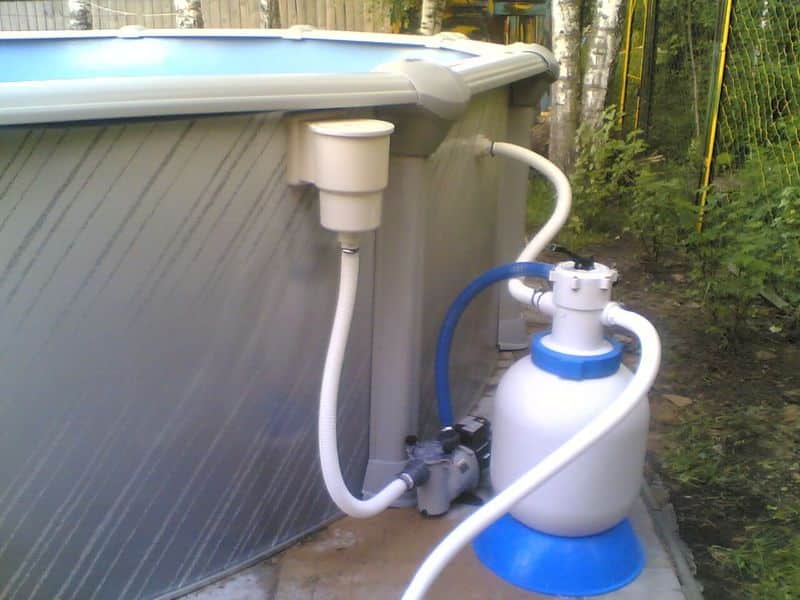 Фильтрационная установка хорошо работает против цветения воды