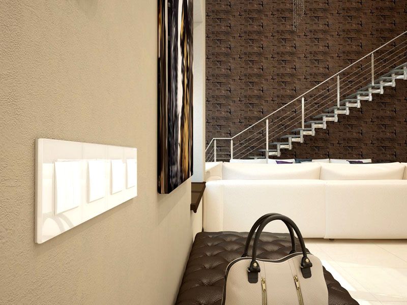 Для помещений большой площади лучше предусмотреть два переключателя