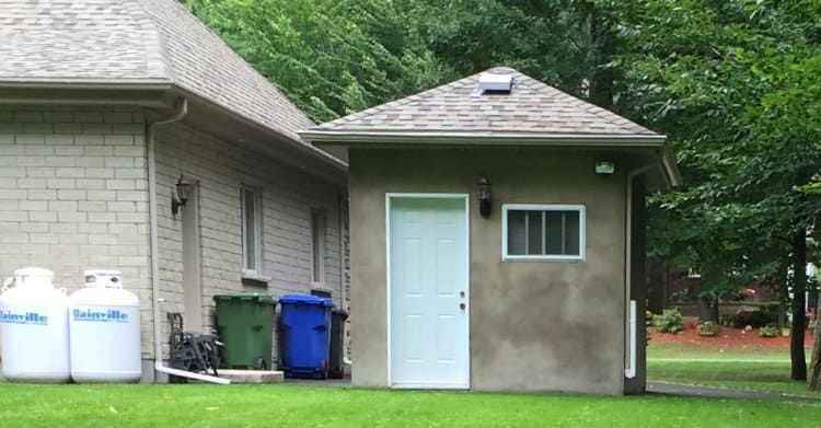 Pyramid Style Shed Roof