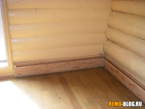 плинтус в деревянном доме