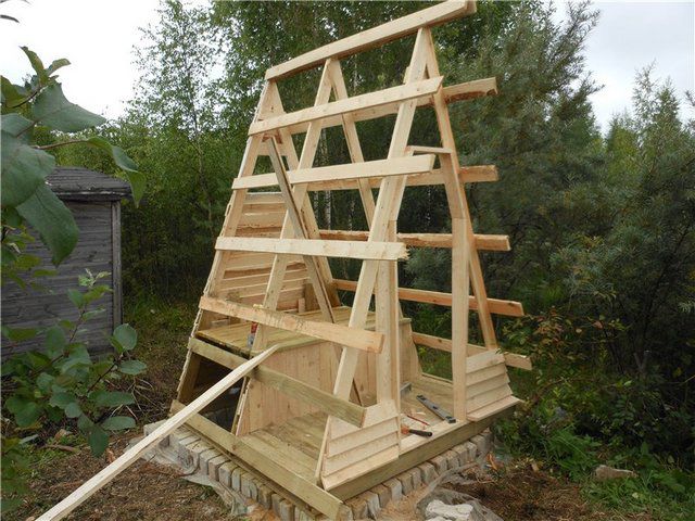 Туалет - "шалаш"