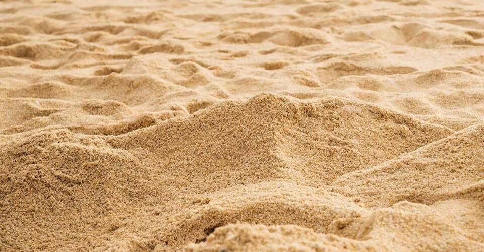Сколько весит 1 куб песка