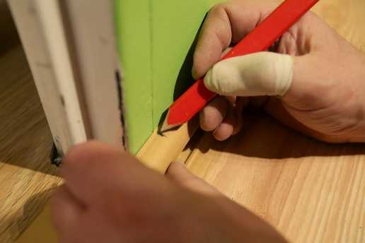 Плинтус оконный – видео-инструкция по установке своими руками, размеры ...